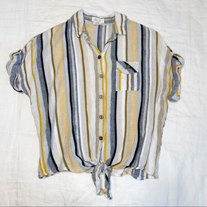 LOVE NOTES Button Down Short Sleeve Collared Shirt